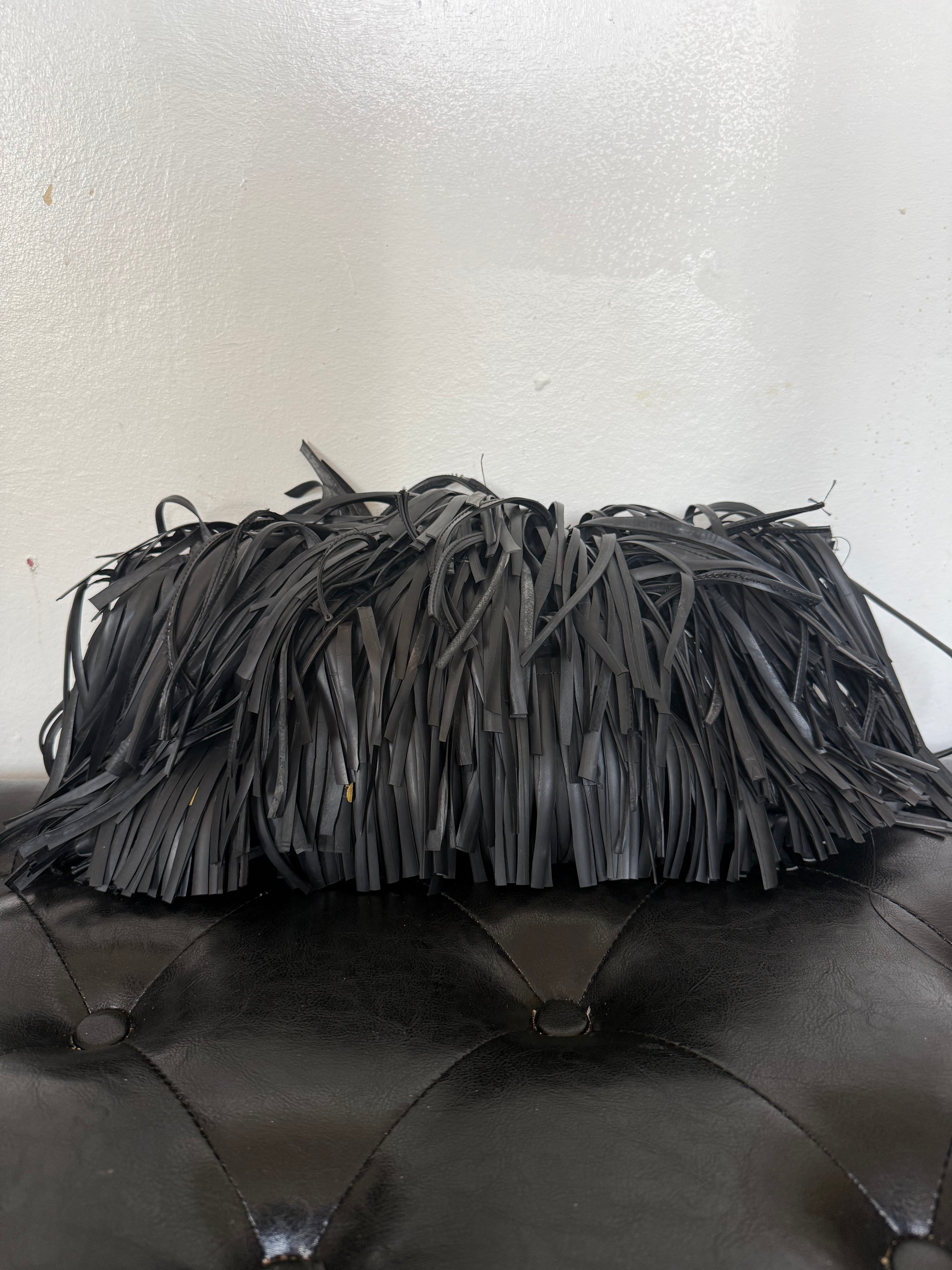 R1 Fringe Clutch